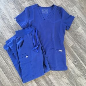 Figs royal blue Kade Cargo petite pants +Casma top